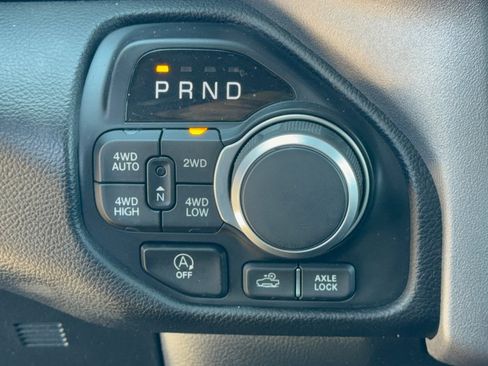 Used 2025 RAM 1500 Big Horn AWD/4WD image 21