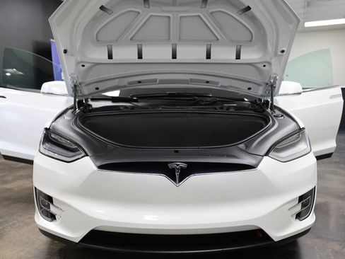 Used 2020 Tesla Model X Performance image 51