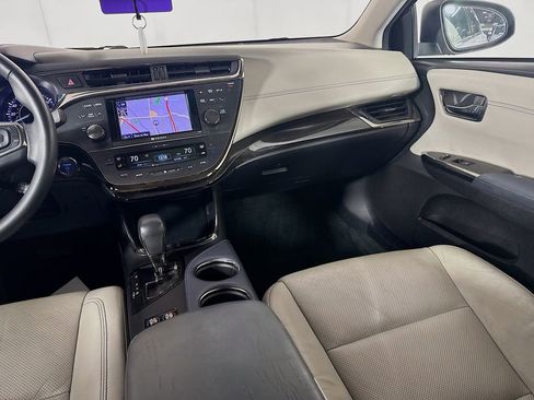 Used 2013 Toyota Avalon Limited image 29