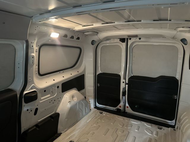 Used 2021 RAM ProMaster City Tradesman FWD image 31