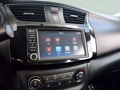 Used 2019 Nissan Sentra S FWD image 17