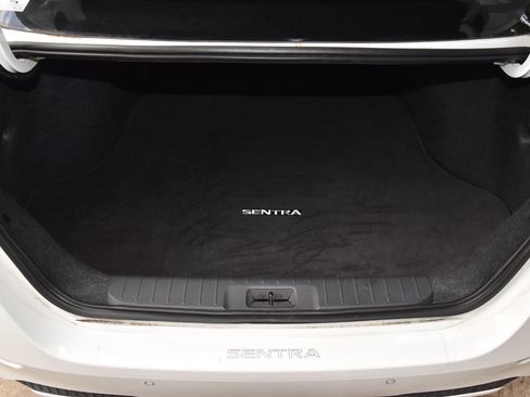 Used 2022 Nissan Sentra SV w/ All-Weather Package FWD image 33