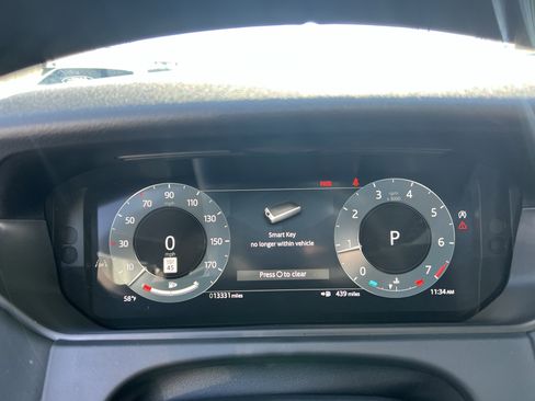 Certified 2025 Land Rover Range Rover Velar S image 19