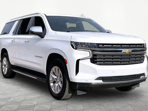 Used 2024 Chevrolet Suburban Premier image 1