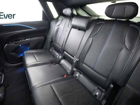 Used 2024 Cadillac Lyriq Sport AWD/4WD image 24