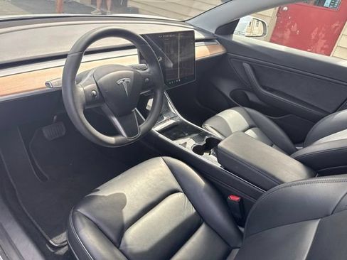Used 2020 Tesla Model 3 Long Range AWD/4WD image 11