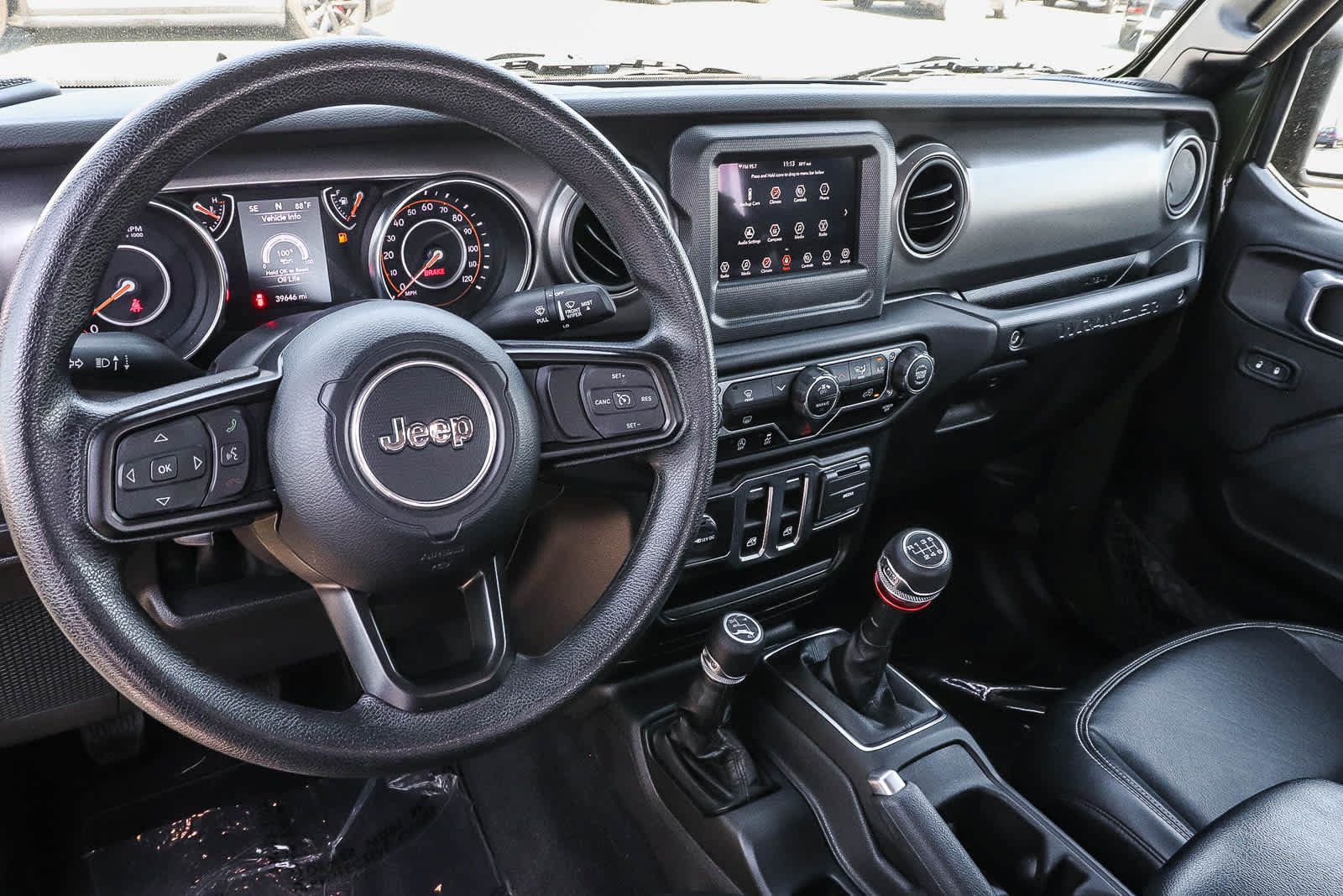 Used 2023 Jeep Wrangler Sport AWD/4WD image 16