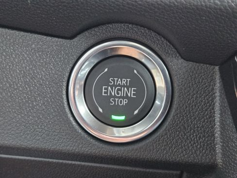 New 2027 Chevrolet Traverse LT w/ Midnight/Sport Edition FWD image 21