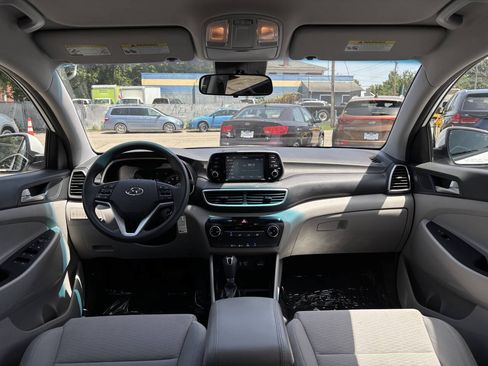Used 2020 Hyundai Tucson SE AWD/4WD image 16