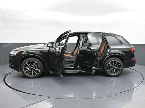 Used 2023 Audi Q7 3.0T Premium Plus w/ Premium Plus Package image 39
