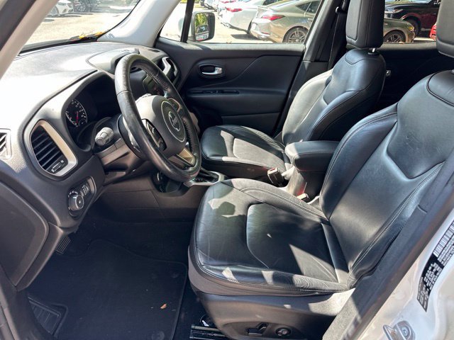 Used 2017 Jeep Renegade Limited AWD/4WD image 12