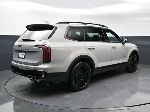 Used 2025 Kia Telluride EX X-Line AWD/4WD image 5