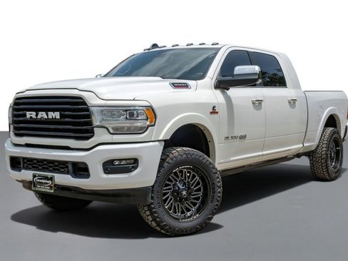 Used 2022 RAM 3500 Limited AWD/4WD image 5