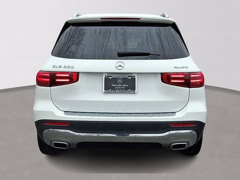 Used 2026 Mercedes-Benz GLB 250 4MATIC image 5
