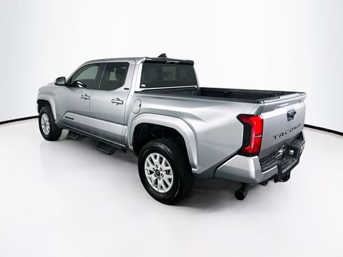 Used 2024 Toyota Tacoma SR5 RWD image 5