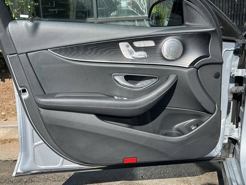 Used 2022 Mercedes-Benz E 350 Sedan image 24