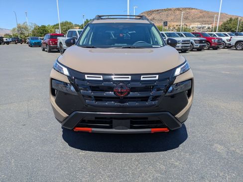Used 2026 Nissan Rogue SV w/ Rock Creek Premium Package AWD/4WD image 9