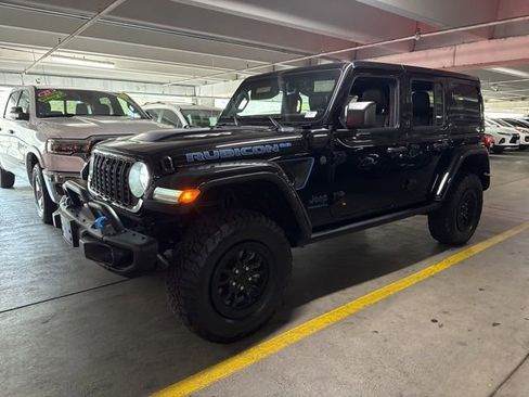 Used 2023 Jeep Wrangler Unlimited Rubicon 4xe AWD/4WD image 2