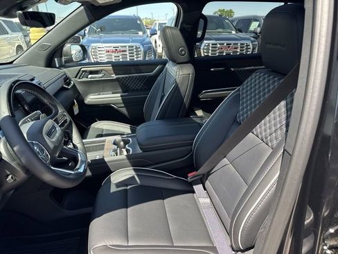 New 2026 GMC Acadia Denali w/ Super Cruise Package AWD/4WD image 11