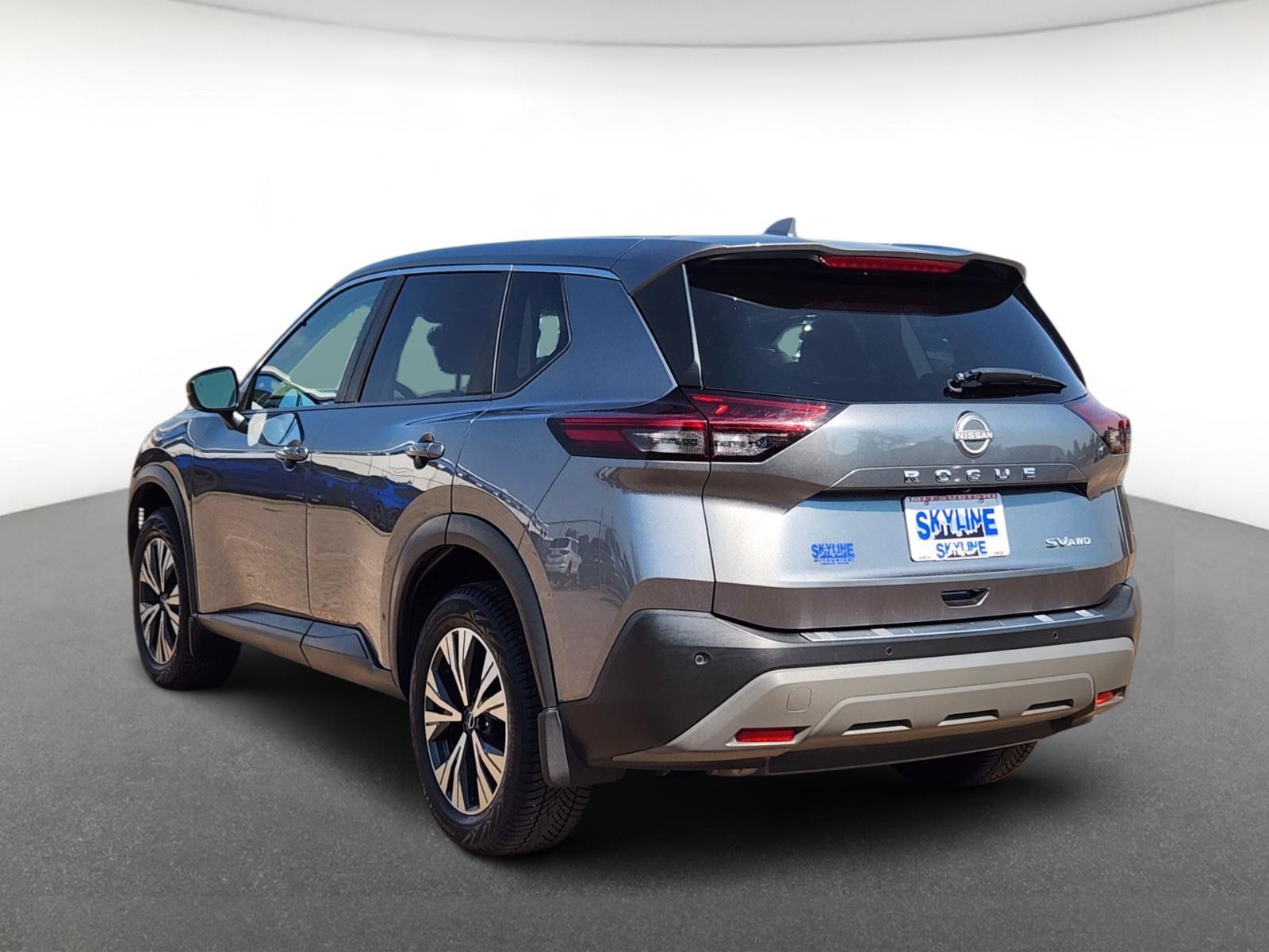 Used 2022 Nissan Rogue SV AWD/4WD image 4