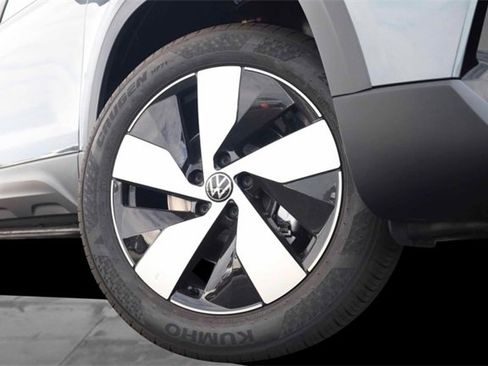 New 2025 Volkswagen Taos S image 3