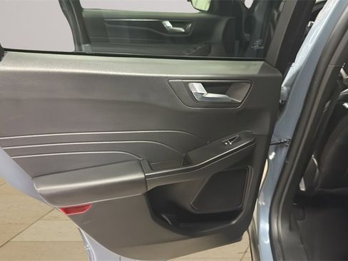 Used 2025 Ford Escape ST-Line image 39