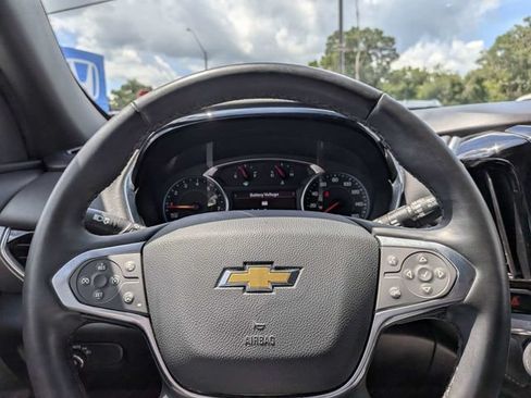 Used 2023 Chevrolet Traverse LT w/ LPO, Floor Liner Package FWD image 20