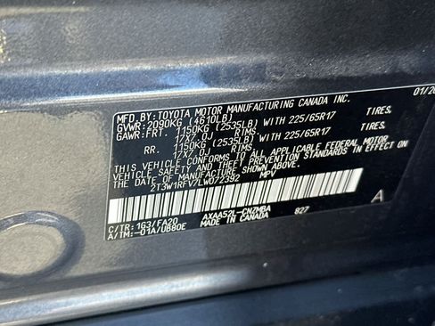 Used 2020 Toyota RAV4 XLE w/ Convenience Package FWD image 34
