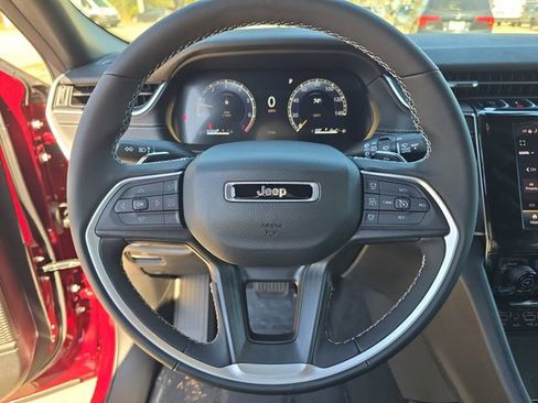 New 2025 Jeep Grand Cherokee Laredo X w/ Luxury Tech Group I image 26