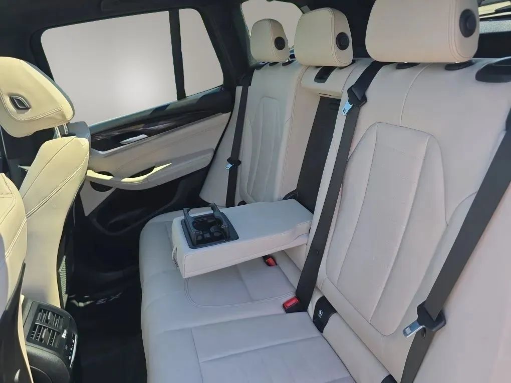 Used 2018 BMW X3 xDrive30i AWD/4WD image 47