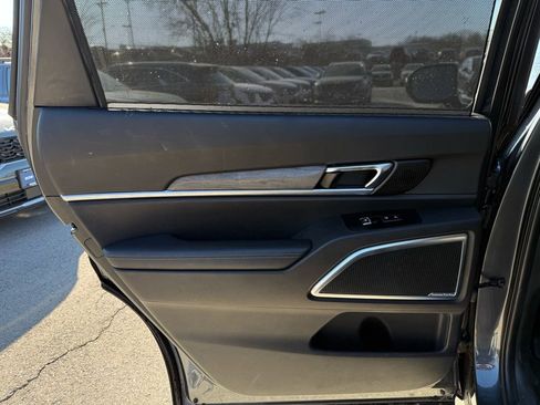 Certified 2022 Kia Telluride SX w/ SX Prestige Package image 7