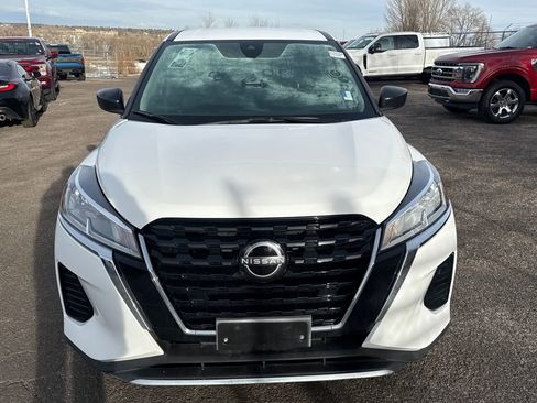 Used 2022 Nissan Kicks S w/ Interior Electronics Package image 2