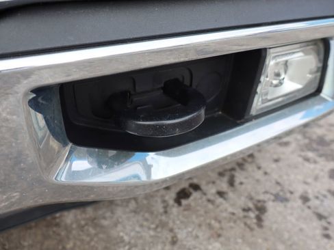 Used 2019 Chevrolet Silverado 1500 LTZ image 8