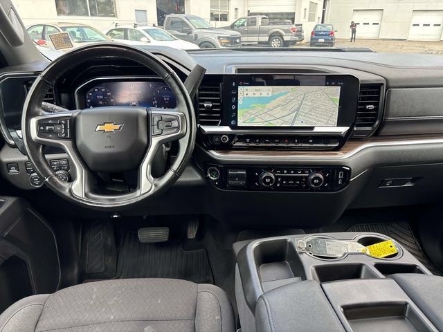 Used 2025 Chevrolet Silverado 2500 LT w/ Safety Package AWD/4WD image 17