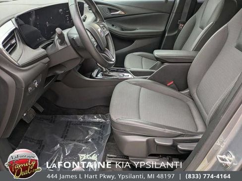 Used 2024 Buick Encore GX Preferred FWD image 12