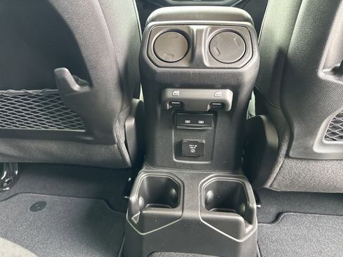 New 2026 Jeep Gladiator Mojave image 44