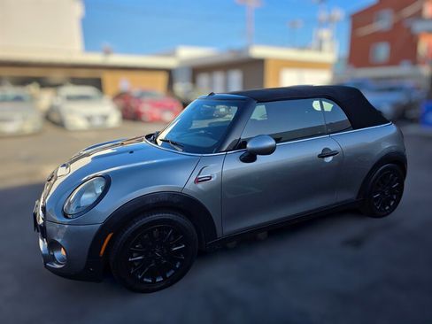 Used 2016 MINI Cooper S image 2