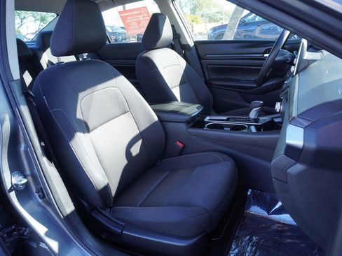 Certified 2024 Nissan Altima 2.5 SV image 12