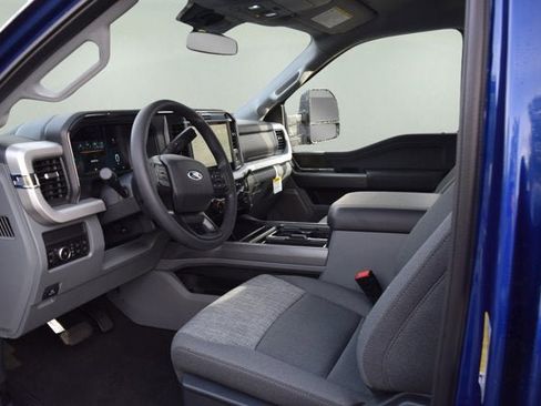 New 2026 Ford F250 XLT w/ XLT Premium Package image 6