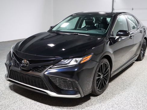 Used 2024 Toyota Camry XSE image 29