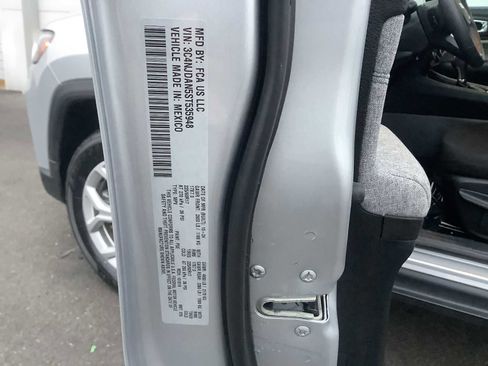 Used 2025 Jeep Compass Sport image 21