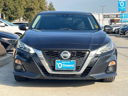 Used 2019 Nissan Altima 2.5 SV image 9
