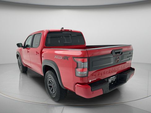 Used 2026 Nissan Frontier PRO-4X AWD/4WD image 7
