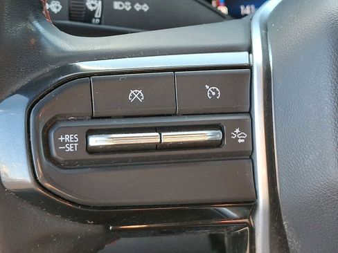 Used 2023 Chevrolet Colorado Z71 w/ Z71 Convenience Package 2 image 22