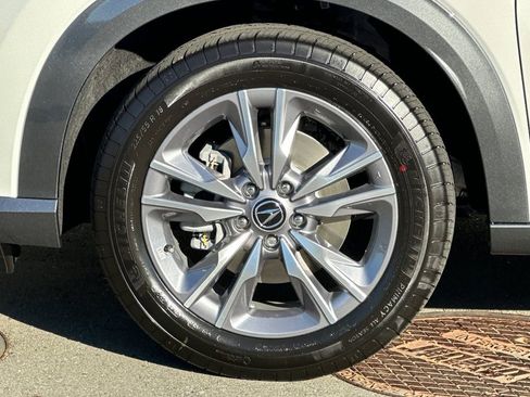 New 2026 Acura ADX FWD image 25