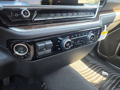 New 2026 GMC Sierra 1500 Elevation AWD/4WD image 14