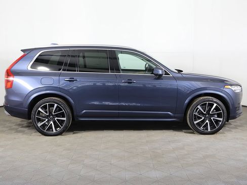 Used 2021 Volvo XC90 T6 Momentum w/ Climate Package image 21