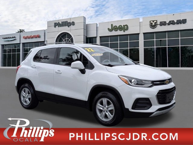 Used 2022 Chevrolet Trax LT w/ Driver Confidence Package AWD/4WD image 1