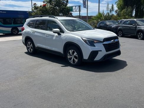 Used 2025 Subaru Ascent Premium AWD/4WD image 5
