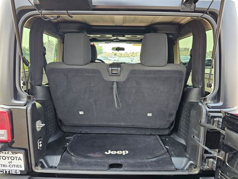Used 2011 Jeep Wrangler Sport AWD/4WD image 15
